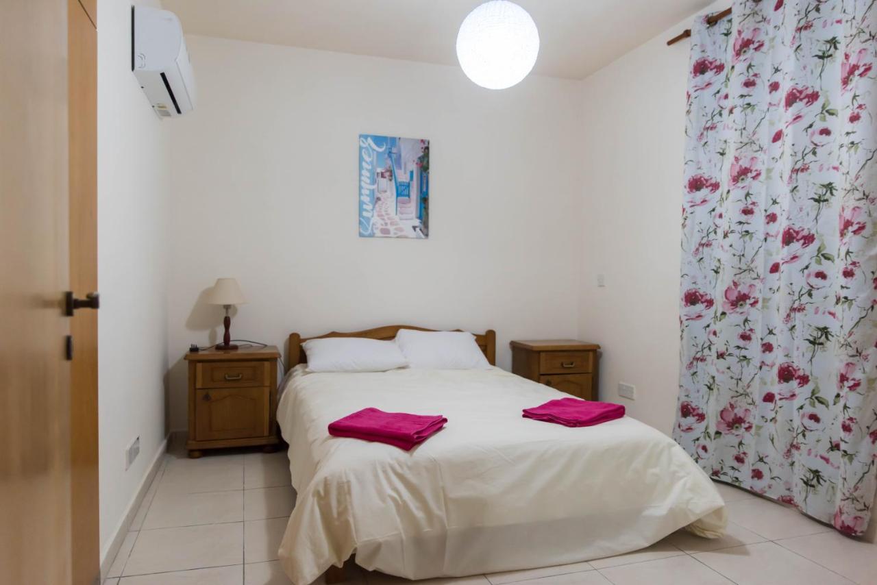 Ferienwohnung Euro Carissa Flat 101 Larnaka Exterior foto